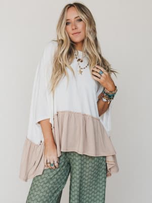 The Nest Sally Ruffle Top - Off White Camel XL / Off White Camel