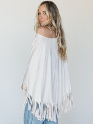 The Nest Showstopper Fringe Poncho - Oat L/XL / Oat
