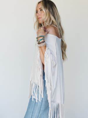 The Nest Showstopper Fringe Poncho - Oat L/XL / Oat