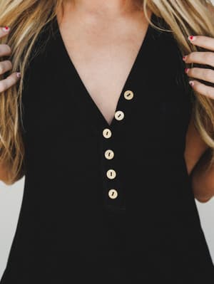 The Nest Shelli Henley Tank Top - Black XL / Black