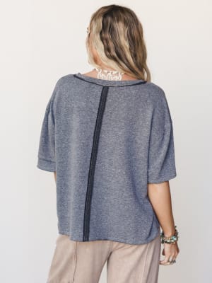The Nest Katie V Neck Tee - Black S / Black