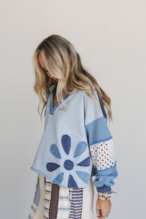 petal-wish-top-blue/Blue