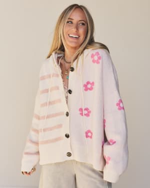 Wild Hum Sweater - Pink L / Pink