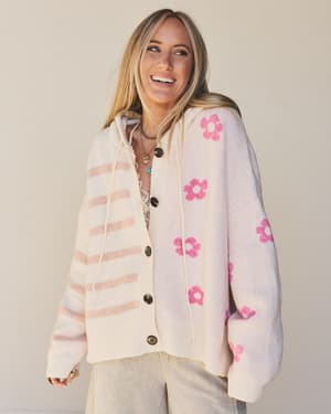 Wild Hum Sweater - Pink L / Pink