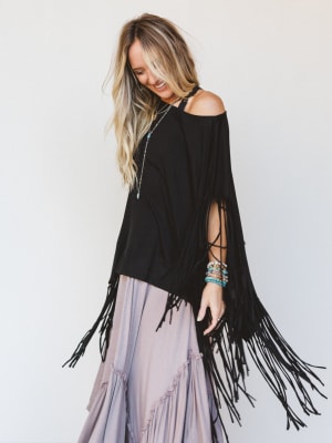 showstopper-fringe-top-black/Black
