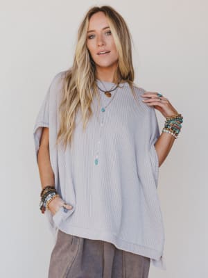 moon-glow-texture-knit-top-oat/Oat