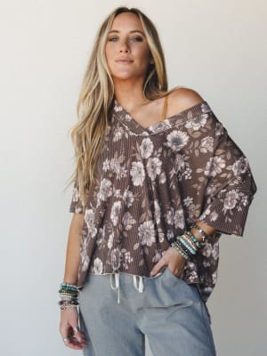 The Nest On The Go V Neck Ribbed Essential Tee: undefined