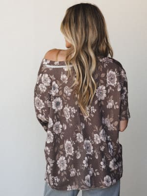 The Nest On The Go V Neck Ribbed Essential Tee - Brown XL / Brown