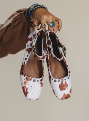 rockstar-ballet-flats-cow-print-white/Cow Print