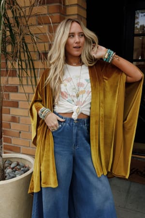 The Nest Savoy Velvet Kimono: undefined