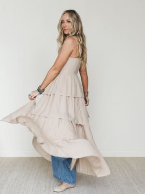 Prairie Breeze Tiered Maxi Top - Sand L / Sand