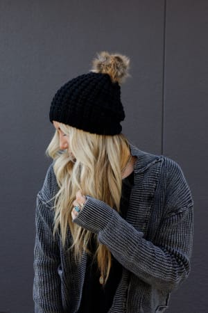 aspen-waffle-knit-faux-fur-beanie-black/Black