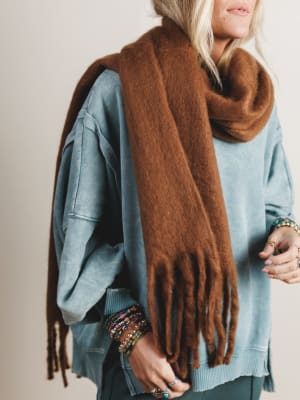 Winter Trails Scarf: undefined