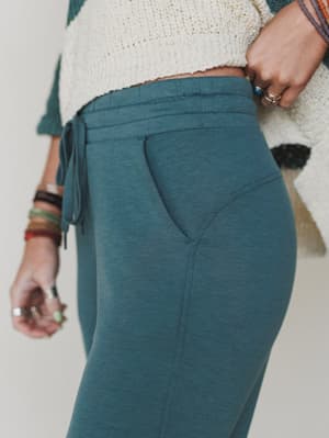 warm-hug-sweatpants-ash-jade/Ash Jade