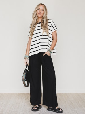 seek-the-moon-wide-leg-pants-black/Black