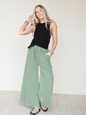 wild-solistice-drawstring-pants-light-olive/Light Olive