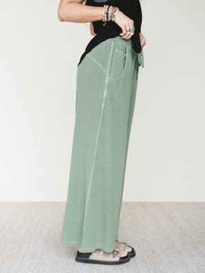 wild-solistice-drawstring-pants-light-olive/Light Olive