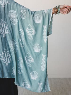 mermaid-wishes-kimono-sage/Sage