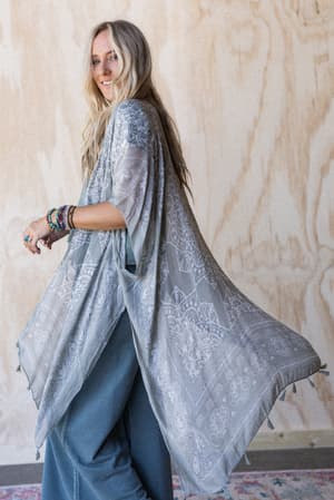 mandala-tassel-kimono-olive/Olive