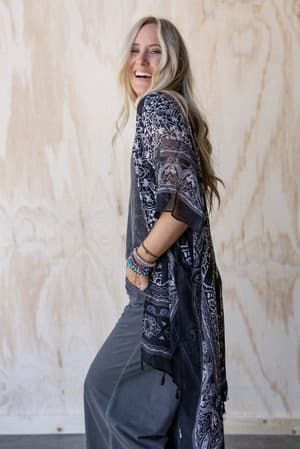 mandala-tassel-kimono-black/Black