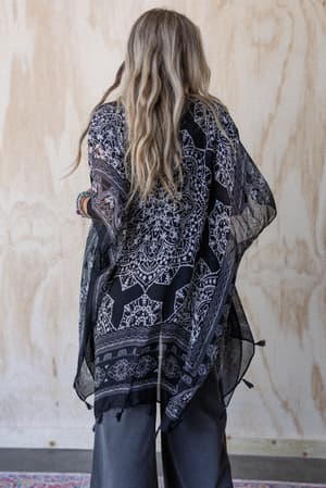 mandala-tassel-kimono-black/Black