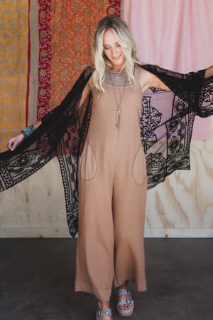 go-wildflower-floral-embroidered-kimono-black/Black