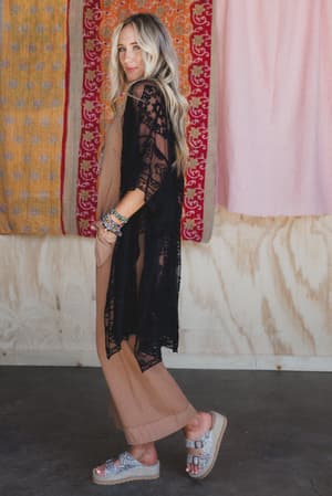 go-wildflower-floral-embroidered-kimono-black/Black