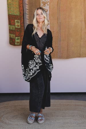 sunset-fern-kimono-black/Black
