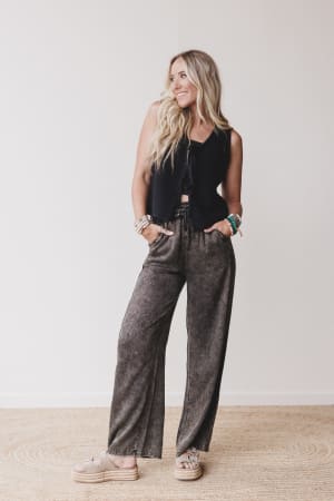 out-and-about-drawstring-pants-black/Ash Black