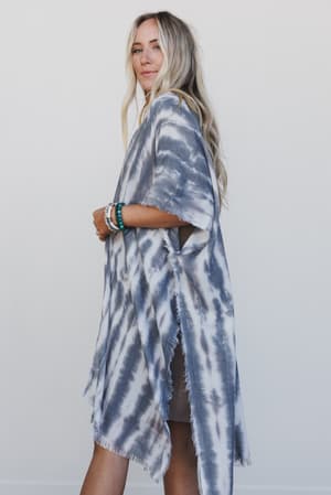 demi-tie-dye-frayed-hem-kimono-black/Black