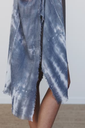 demi-tie-dye-frayed-hem-kimono-black/Black