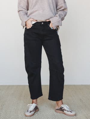 Laurel Poppy 2 Piece OOTW Set - Black