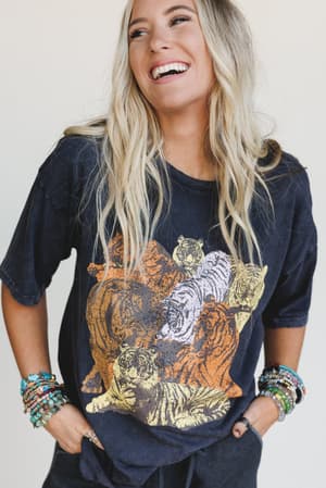 On The Prowl Distressed Graphic Tee: undefined