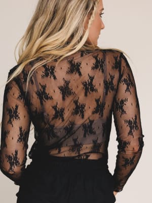 lainey-lace-layering-top-black/Black