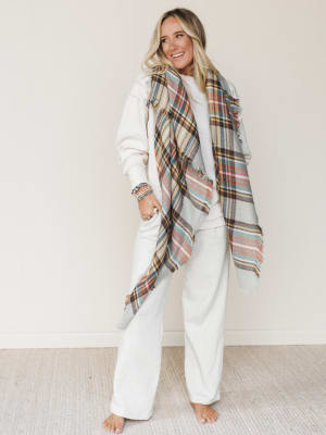 plaid-blanket-scarf-gray/Gray