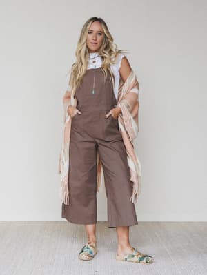 sweet-love-striped-ruana-shawl-beige/Beige