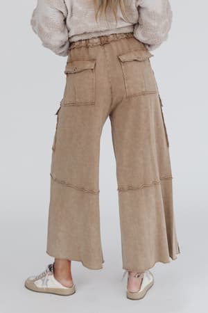 game-on-cargo-wide-leg-pant-latte/Latte