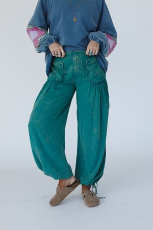 east-bay-loose-fit-cargo-jeans-green/Green
