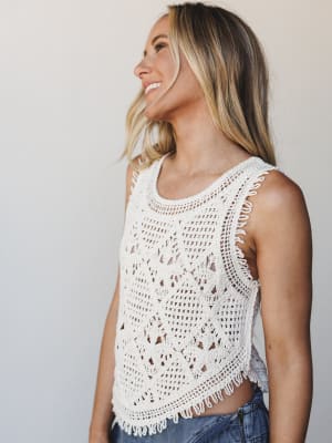 Breezy And Easy Crochet Tank - Natural S/M / Natural