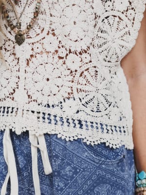 The Nest Morning Light Crochet Top - Natural L/XL / Natural