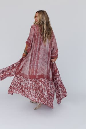 paisley-tapestry-free-flow-duster-kimono-wine/Wine