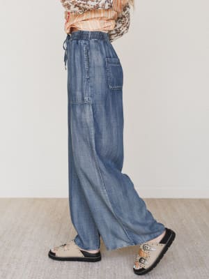 Casual Step Wide Leg Pants - Dark Denim L / Dark Denim