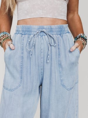 Casual Step Wide Leg Pants - Light Denim L / Light Denim