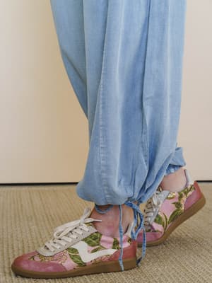 Pocket Full of Flowers Pants - Light Denim L / Light Denim