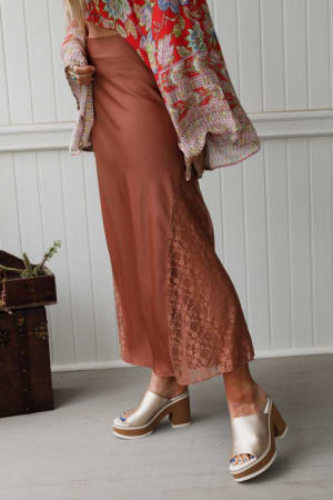satin-starlight-lace-skirt-clay/Red