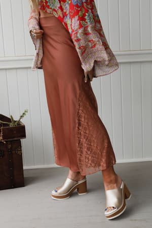 satin-starlight-lace-skirt-clay/Red