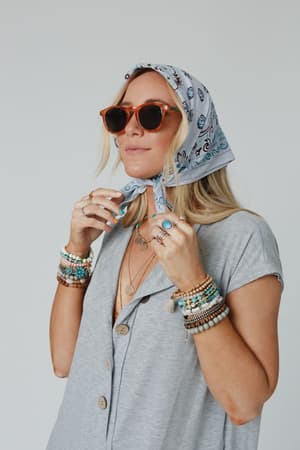 love-full-paisley-bandana-blue/Blue