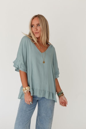 let-me-be-ruffled-top-beach-glass/Beach Glass
