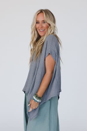 everleigh-textured-tunic-top-heather-gray/Heather Gray