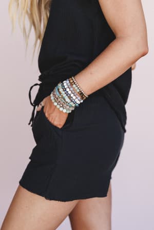 coconut-sky-shorts-black/Black